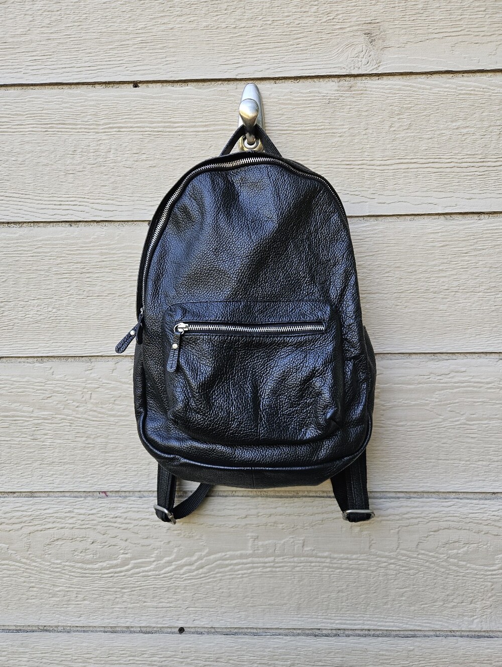 American Eagle black leather backpack made in Italy unisex